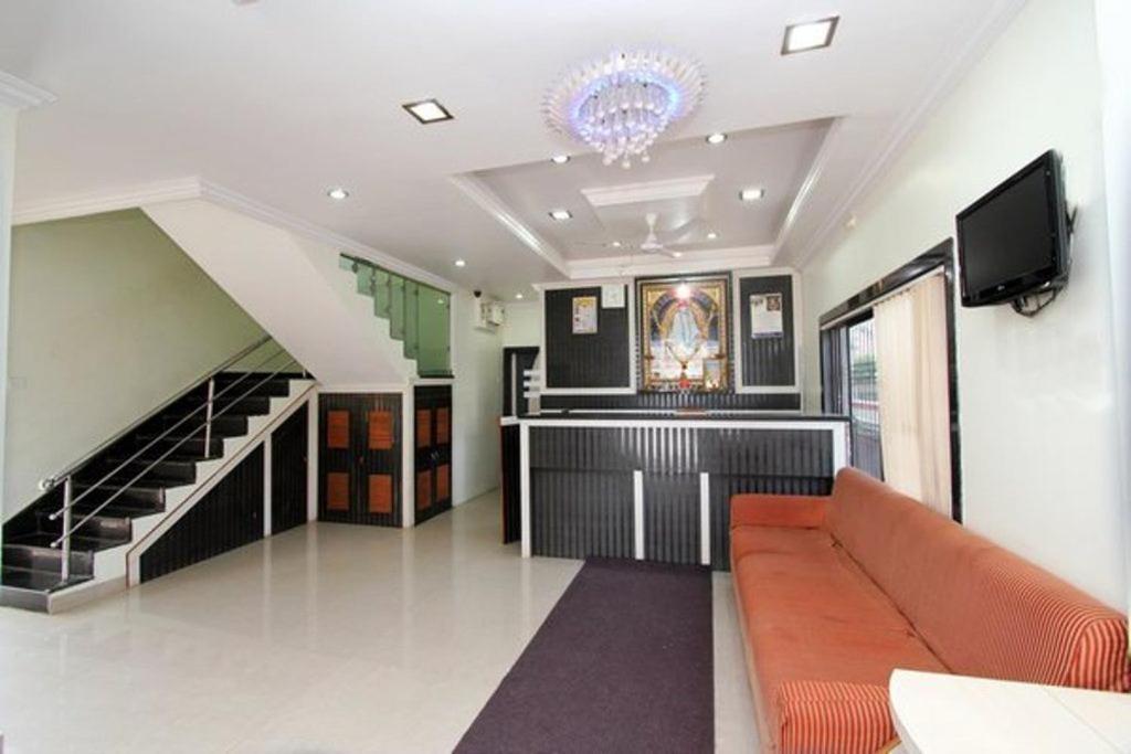 Sai Ganesh Hotel Shirdi Eksteriør billede